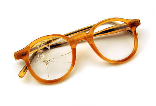Lunettes aux verres abîmes